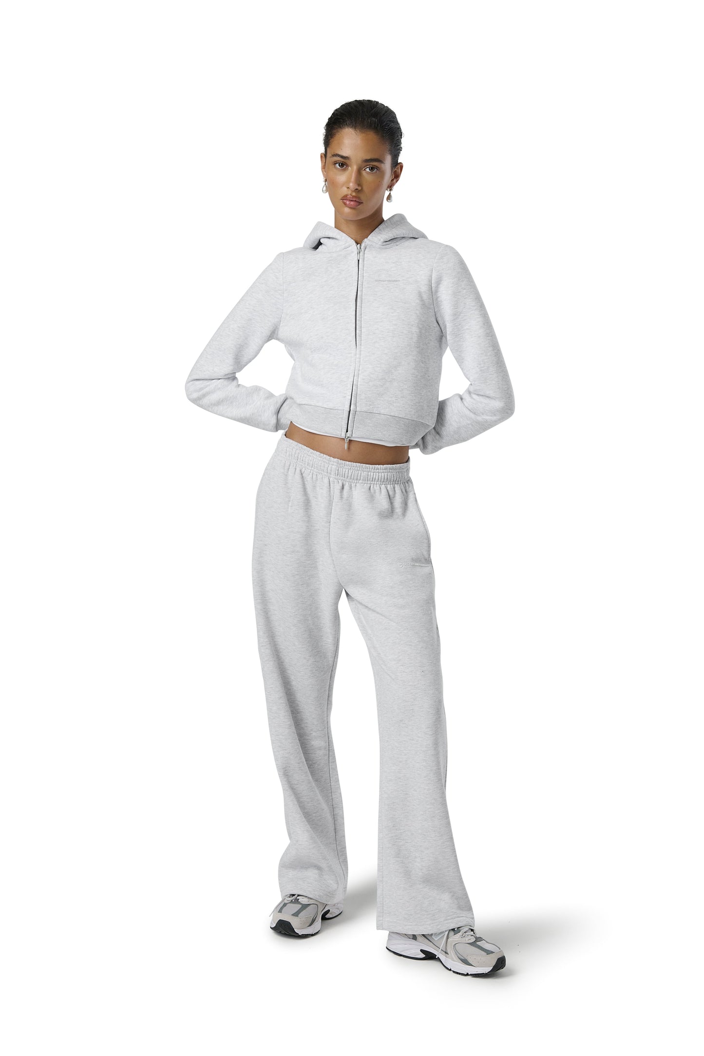 Fitted Zip up Hoodie in Passive
