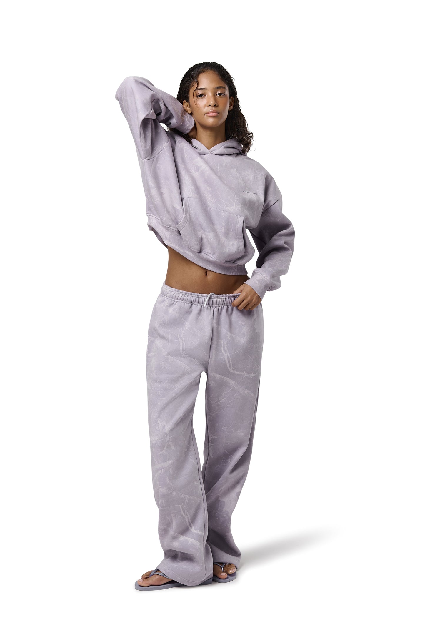 Twiggy Straight Leg Sweatpants in Lilac