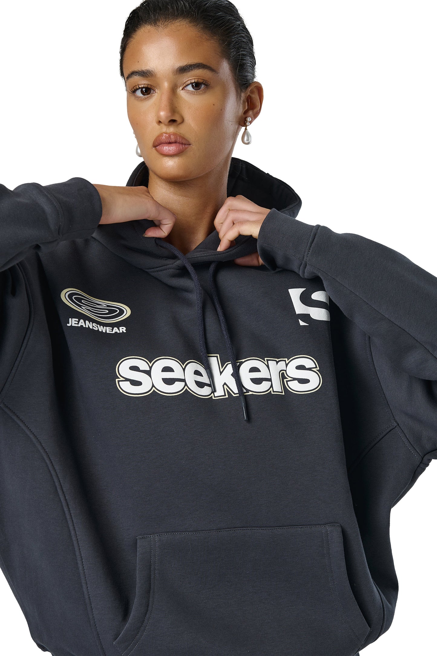 Seekers Motif Hoodie in Skipper